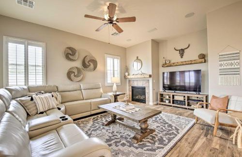 Montecito in Estrella House | Game Room and Pool Stylish Goodyear Home!