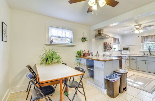 West Mifflin House | Game Room & Fire Pit: West Mifflin Home!