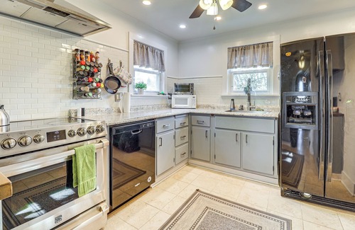 West Mifflin House | Game Room & Fire Pit: West Mifflin Home!