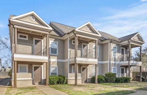 Tuscaloosa House | Gameday Paradise- 3 bdr townhouse walking distance