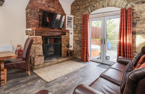 Saint Asaph House | Gamekeepers Cottage