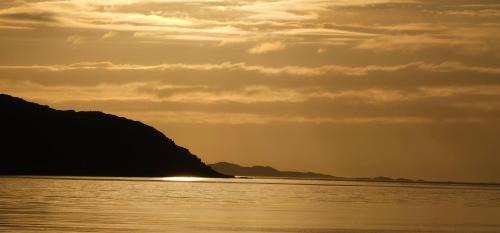 Gamvik Hotel | Gamvik brakkebo as