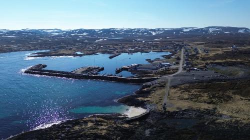 Gamvik Hotel | Gamvik brakkebo as