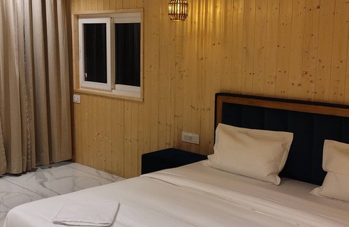 Uttarkashi Hotel | Ganga Beach Resort Uttarkashi