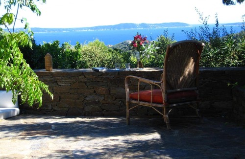 Cap Benat House | GAOU BENAT PRIVATE ESTATE, BEAUTIFUL HOUSE FACING THE SEA, POOL, ABSOLUTE CALM.
