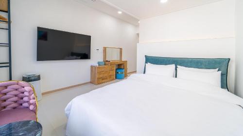 Gapyeong House | Gapyeong Boreum-Dal Poolvilla