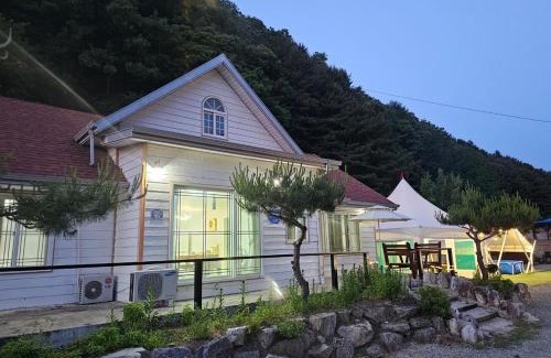 Buk House | Gapyeong Full Room Detached Pension