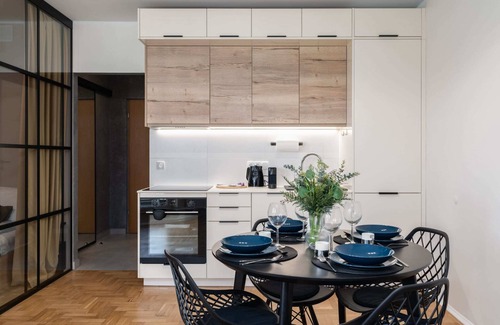 Poznan City Center Apartment | Garbary 71 | Tasteful Apartment | Balcony