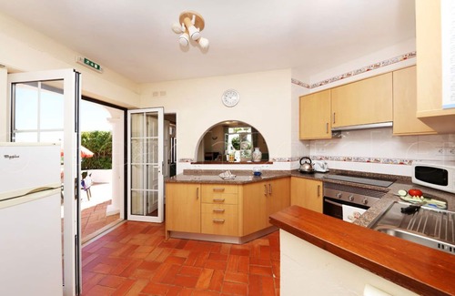 Calicas Villa | GARDEN APARTMENT