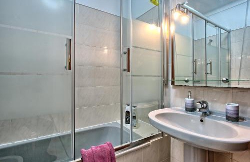 Olivais Apartment | Garden Cristo Rei