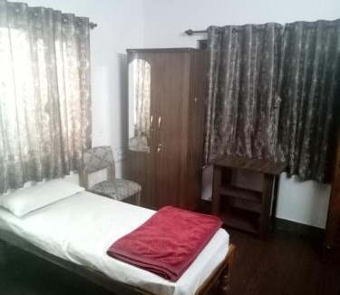Yeshwanthpur House | Garden Home Stay