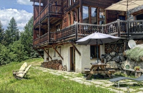 Molines-en-Queyras Apartment | GARDEN LEVEL CHALET IN THE HEART OF THE VILLAGE OF MOLINES EN QUEYRAS 4 People