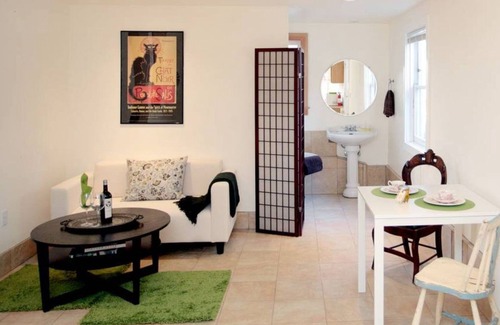 Oakland Apartment | Garden Oasis in the Oakland hills.