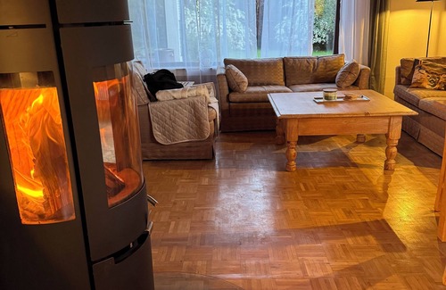 Wiesbaum Apartment | Garden Suite with Sauna, 2 fireplaces, covered terrace & pizza oven