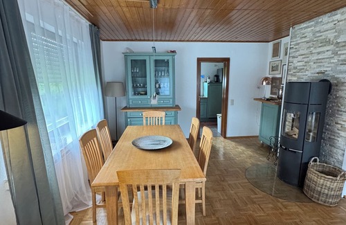 Wiesbaum Apartment | Garden Suite with Sauna, 2 fireplaces, covered terrace & pizza oven