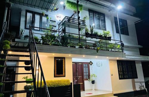 Kozhikode House | Garden view home stay for family near meitra hospital