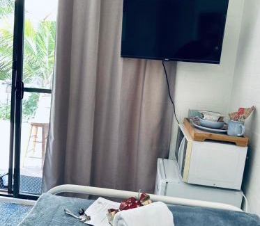 Catalina House | Garden View Homestay Single Ensuite Room