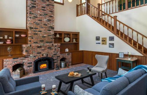 Colville Bed & Breakfast | Gardenview Estate Bed and Breakfast