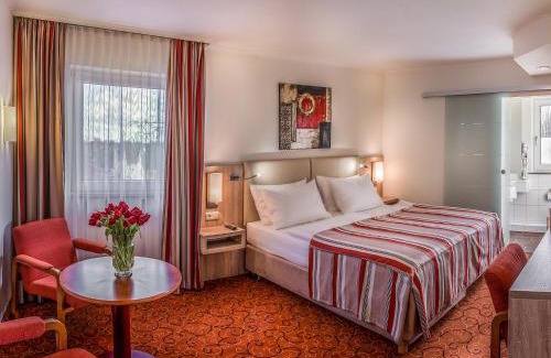 Lindenhof Hotel | Garner Hotel Bremen North by IHG