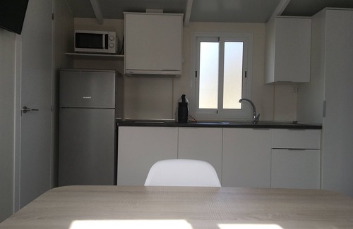 Pujaire House | Garnet 1