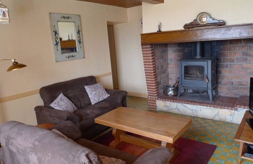 Bellegarde Cottage | Gascony farmhouse gite with swimming pool.