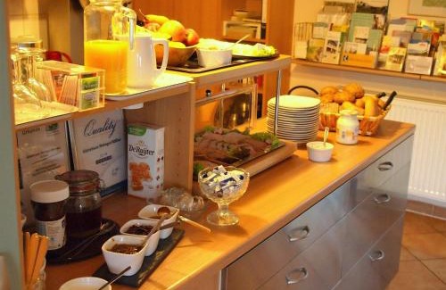 Mainz-Bingen Hotel | Gastehaus Weingut Rossler