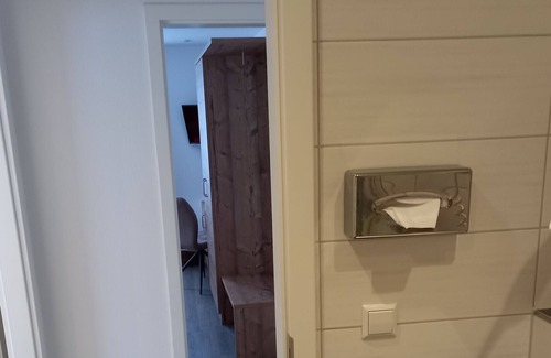 Calw House | Gasthaus Adler: Family Apartment with 2 Separate Bedrooms and Private Bathroom