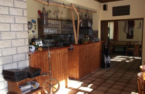 Eislingen/Fils House | Gasthaus Vogelgarten