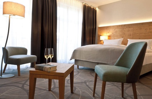 Naumburg Hotel | Gasthof Zufriedenheit