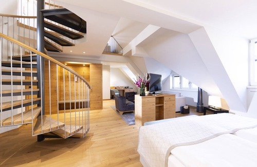 Naumburg Hotel | Gasthof Zufriedenheit