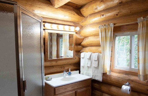 Trapper Creek House | Gate Creek Cabins | Forget Me Not