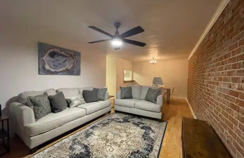 Highlands - Perkins Condo | Gated 3 bedroom, 2 bath condo with a pool located just outside Northgates of LSU