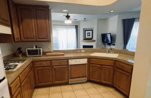 Fountain Hills Condo | Gated Luxurious 3 BR/3 BA Condo Spectacular Views