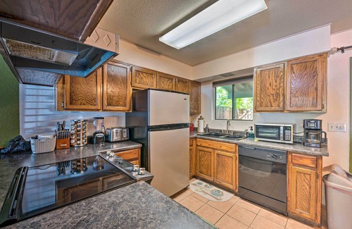 Pinetop House | Gated Resort, Pool & Spa: Townhome in Pinetop!