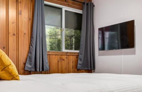 Harvie Heights House | Gateway Suites Sweet Getaway near Canmore and Banff