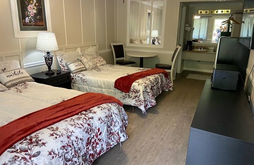 Haysi Hotel | Gateway to the Breaks Motel