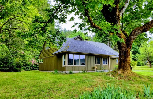 Carson House | Gateway to the Gifford Pinchot National Forest