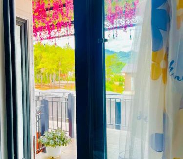 Moc Chau Bed & Breakfast | Gaubong House
