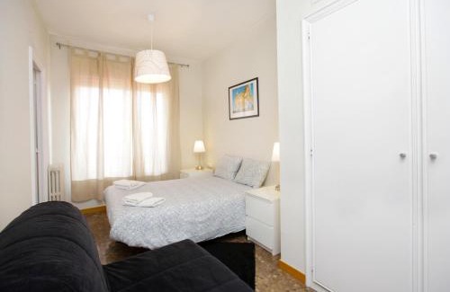 La Sagrada Familia Apartment | Gaudi Sagrada Familia