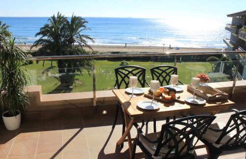 Gava Apartment | GAVA 2 BEACHFRONT PENTHOUSE