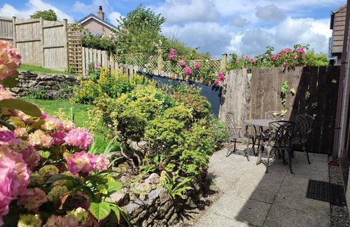 Allithwaite Cottage | Gorgeous cottage Walk to pub Free access to Spa: Hot tub,swimming pool