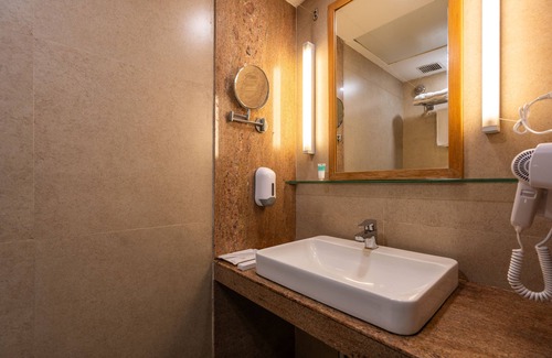 Mira Road East Hotel | GCC Northside Hotel