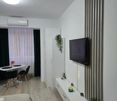 Onesti Apartment | Gda Studio