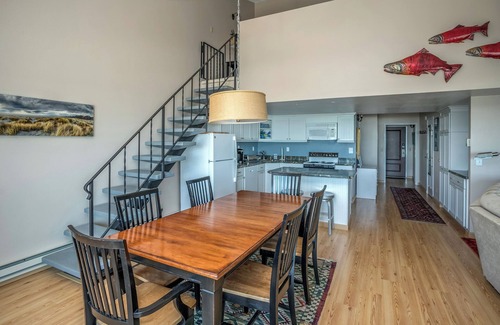 Gearhart Condo | Gearhart House G740. 5th floor condo with amazing ocean views