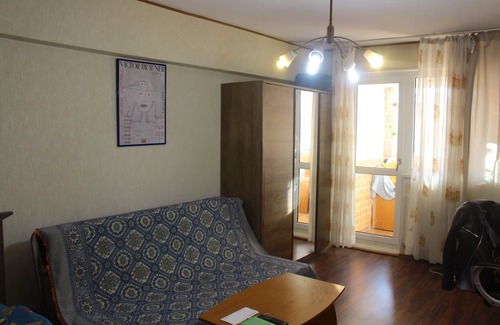 Sector 2 House | Geat studio near a big shopping center and very close to the national park