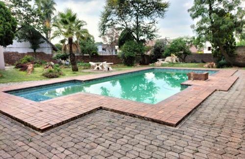 Greater Johannesburg Metropolitan Area House | GELET GUESTHOUSE