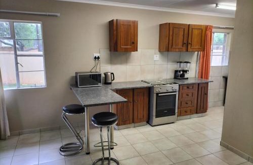 Greater Johannesburg Metropolitan Area House | GELET GUESTHOUSE