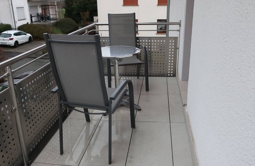 Heuchelheim Apartment | Gemütliche Ferienwohnung im Schönen Hessen Zwischen Gießen, Wetzlar und Marburg