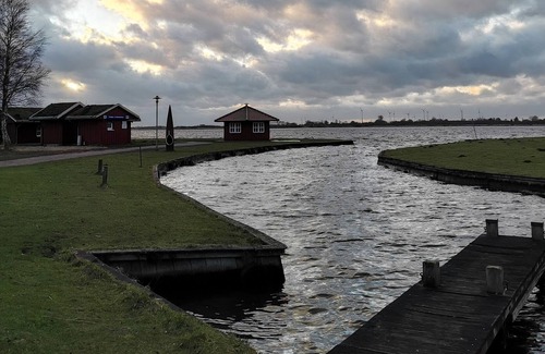 Hinte Apartment | Gemütliche Ferienwohnung Nahe der Küste