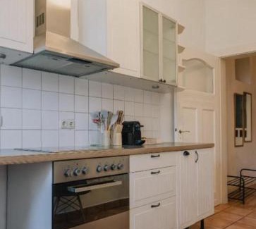 Neuendorf Apartment | Gemütliche Rheinblick Residenz